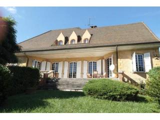 6 bedroom Character For Sale: 63400..