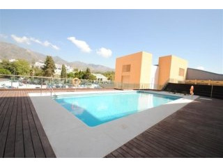 3 Bedroom Middle Floor Apartment