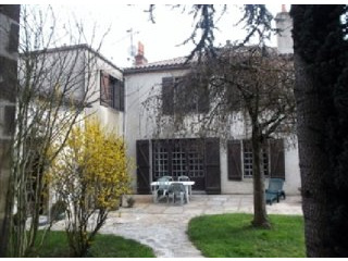 5 Bedroom House For Sale
