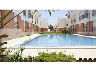 2 Bed Groundfloor App. With Shared Pool
