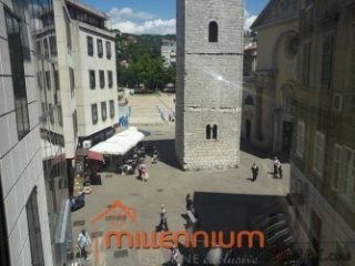 RIJEKA, CENTAR, UREDSKI PROSTOR U POSLOVNOJ ZGRADI