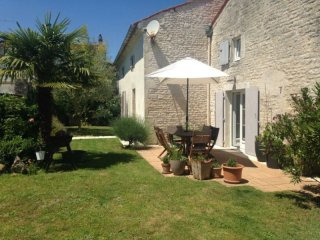 4 Bedroom House with Outbuilding