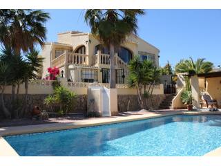 4 bedroom Villa in Javea