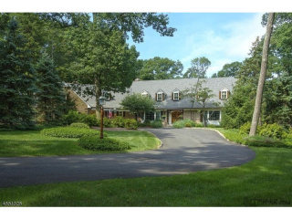 4 bedroom Detached House For Sale: 90..