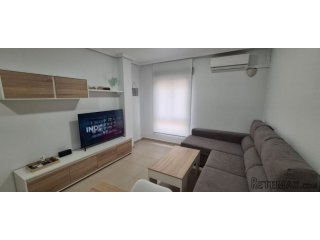 Piso en Alicante de 3 dormitorios y 2 cuartos de baño..