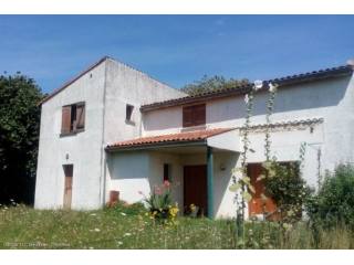 1980's 3 Bedroom Town Property With..