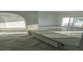 residence in the heart of the city of..