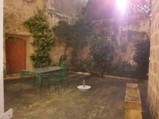 Hse. Of Char. Townhouse, Expertly..