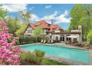 7 bedroom House For Sale: 91 Brookside..