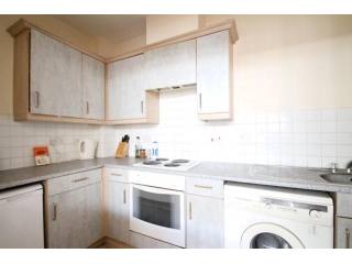 2 bed flat to rent