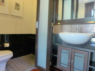 Horseshoe Point: Noble 2 bedroom..