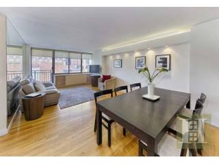 2 bedroom Apartment For Sale: 1991..