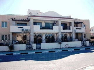 2 Bedrooms - Apartment - Larnaca - For..