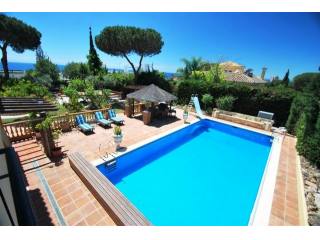 Villa for sale in Marbella East..