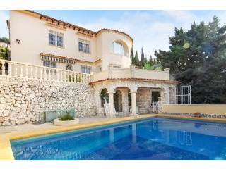 Traditional 4 Bedroom Villa as 2..