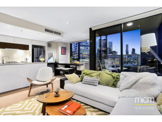 Captivating Views from Every Room