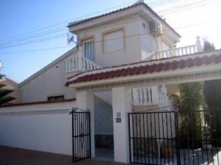 3 Bedrooms - Villa - Alicante - For Sale
