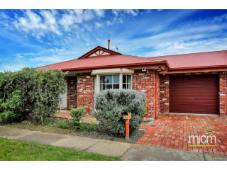 Perfect for Downsizers and First Home..