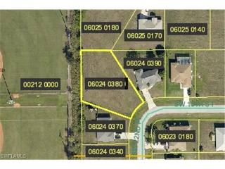 Land For Sale: Cape Coral, Florida