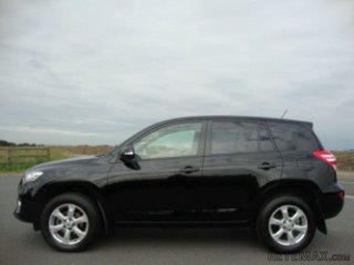 Toyota RAV4 suv