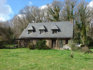 Superb Country House and Plot