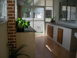 Detached 3 Bedroom House near Heroines..