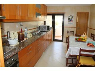 LARGE THREE BEDROOM APARTMENT WITH..