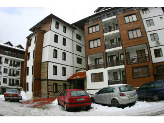 Elegant 1-Bedroom Apartment Near The..