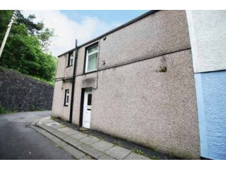2 bedroom, End Of Terrace House house..