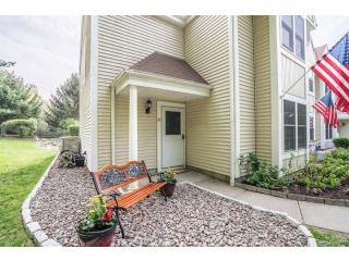 3 bedroom House For Sale: 20 Clara..
