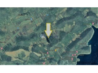 Vis - poljoprivredno zemljište 8384 m2