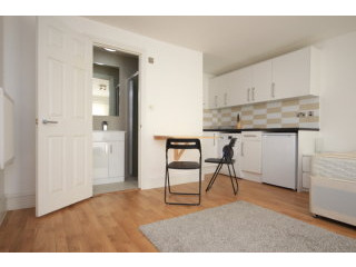Self Contained STUDIO Flat in Canada..