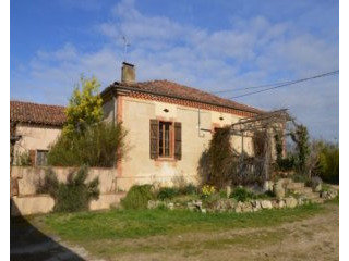 Farmhouse + large guest house, lake &..