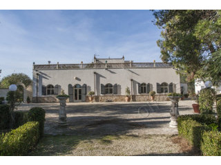 V000275, Wonderful 5 Bedrooms Villa..