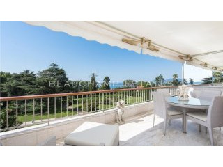Beautiful 3-bedroom apartment - Cannes..
