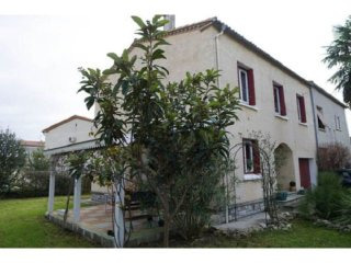 Limoux Property Close To Shops And..