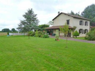 4 Bed Villa Of 1984 With Basement And..