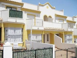 TERRACED VILLA WITH LARGE UNDERBUILD