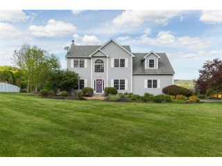 3 bedroom House For Sale: 20 Martin Rd..