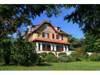 6 bedroom House For Sale: 16410..