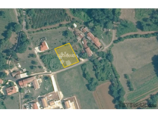 Građevinsko zemljište s projektom