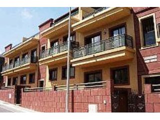 Apartment For Sale in Los Menores..