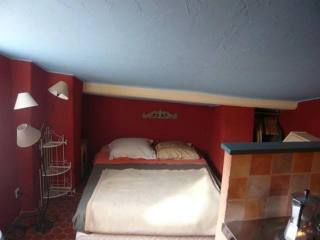 Investment Studio in Old Town