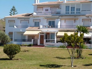 1 bedroom, 1 bathroom Apartment, (build..