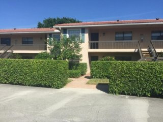 30 Southport Lane #e Boynton Beach, Fl..