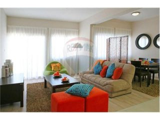 Condo/Apartment - For Sale -..