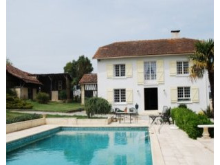 Immaculate Country House with..
