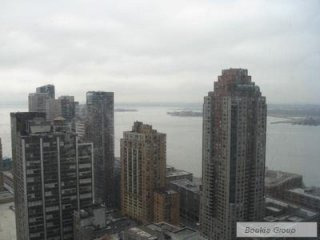40th Floor - South Facing Split 2..