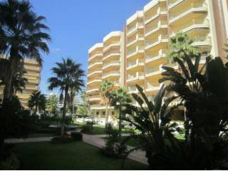 APARTMENT FOR SALE IN FUENGIROLA