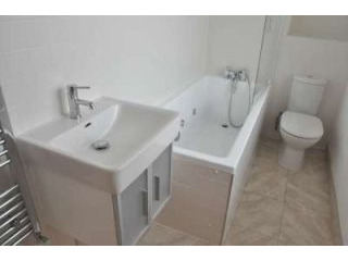 Single with double bed near Canary..
